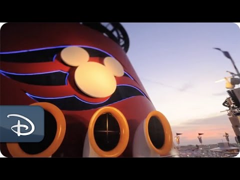 A Model Vacation on Disney Cruise Line | Disney Parks - UC1xwwLwm6WSMbUn_Tp597hQ