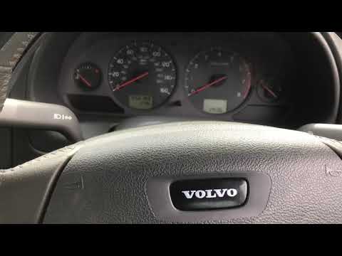 Wie setzt man den Service bei einem Volvo S40 zurück?