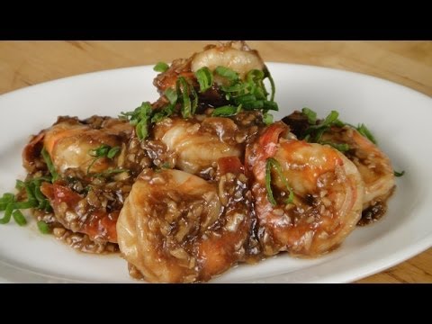 Prawn Garlic Stir Fry | Sanjeev Kapoor Khazana - UCmoX4QULJ9MB00xW4coMiOw