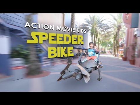 Speeder Bike Photo Op | Action Movie Kid | Star Wars | Walt Disney World - UC1xwwLwm6WSMbUn_Tp597hQ