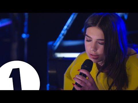 Dua Lipa covers Arctic Monkeys Do I Wanna Know? in the Live Lounge - UC-FQUIVQ-bZiefzBiQAa8Fw