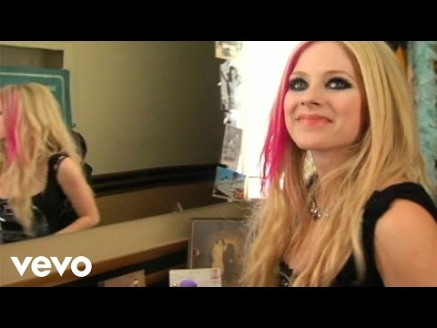 Avril Lavigne - "Hot" Behind The Scenes Web.2 - UCC6XuDtfec7DxZdUa7ClFBQ
