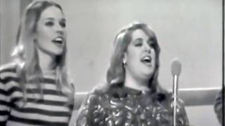 The Mamas And The Papas - California Dreamin' (1966)