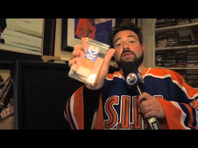 Kevin Smith Hockey Jersey – The Perfect Gift for the Hockey Fan in Your Life