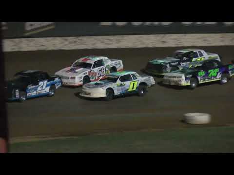 Lucas Oil Speedway stock car feature 8 20 2022 - dirt track racing video image