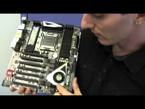 Asrock Extreme 11 X79 Gaming Motherboard Unboxing & First Look Linus Tech Tips - UCXuqSBlHAE6Xw-yeJA0Tunw