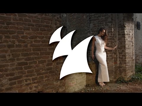 Paul Oakenfold - Touch Me (Paul Oakenfold vs Marcellus Wallace Deep House Music Video) - UCGZXYc32ri4D0gSLPf2pZXQ
