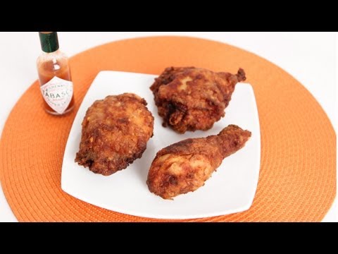 Homemade Fried Chicken Recipe - Laura Vitale - Laura in the Kitchen Episode 611 - UCNbngWUqL2eqRw12yAwcICg