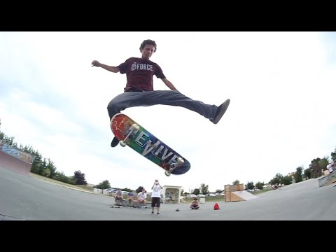 55 INCREDIBLE SKATEBOARDING TRICKS | JONNY GIGER - UC9PgszLOAWhQC6orYejcJlw