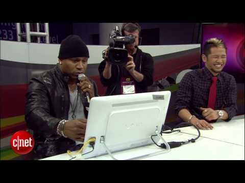 LL Cool J drops in on the CNET stage at CES 2013 - UCOmcA3f_RrH6b9NmcNa4tdg