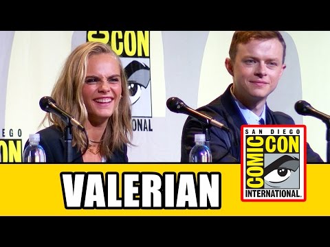 VALERIAN Comic Con Panel - Cara Delevingne, Dane DeHaan, Luc Besson - UCS5C4dC1Vc3EzgeDO-Wu3Mg