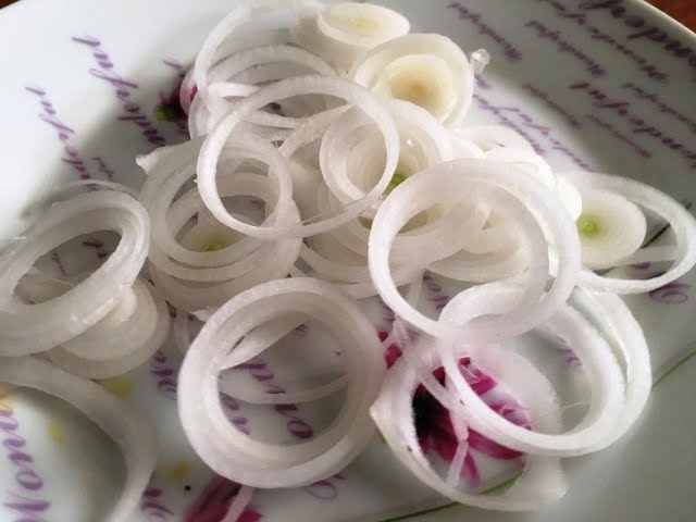 How to Cut an Onion into Rings