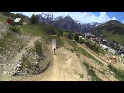 GoPro - huge slopestyle train at crankworx europe - UC-WMwOzgFdvvGVLB1EZ-n-w