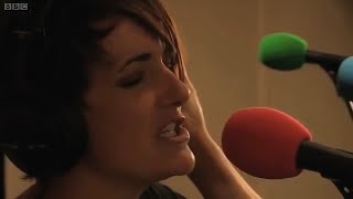 DJ Fresh feat. Sian Evans - Louder | BBC Radio1 Live Lounge 2011
