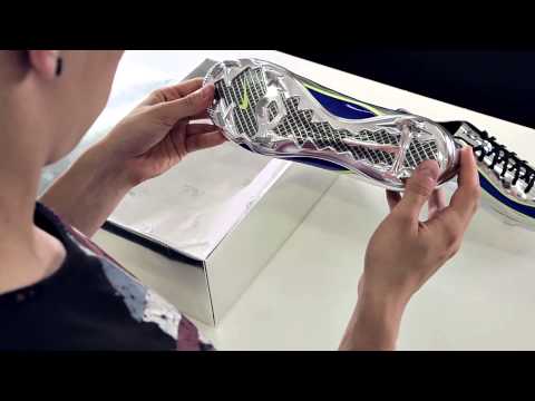 Unboxing: Nike Mercurial Vapor XV R9 Chrome Limited Edition by Unisport - UC5SQGzkWyQSW_fe-URgq7xw