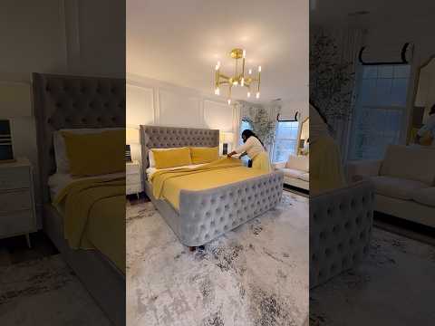 Yellow Green & Grey Shouldn’t Work, But Look at This Bedroom😍 #bedroomdecor #spring #interiordesign