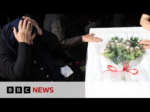 Iraq fire: First funerals for victims of Nineveh wedding blaze - BBC News