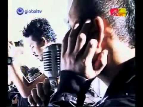 Burgerkill Feat Fadli Padi, Karinding Attack   Tiga Titik Hitam Live MTV mp4   YouTube