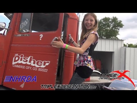 16 YEAR OLD GIRL WINS BURNOUT CONTEST!! - UC-mxnplD2WcxualV1Ie0pjA