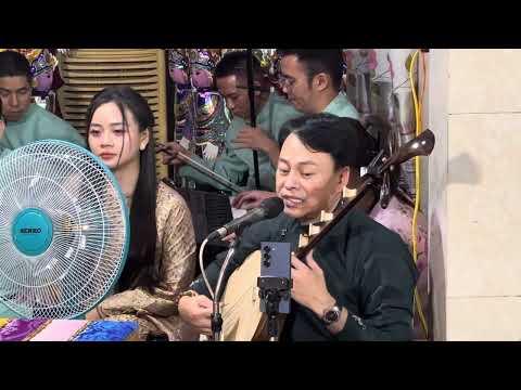 Thành Long dâng văn quan giám sát cho Tân Đồng Đức 7 tuổi tại Kinh Bắc