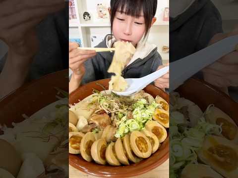 【大食い】背脂塊1kg豚骨ラーメンマシマシ4kg🍜引きこもり大食い女子のお夜食🌙🍚#大食い#激辛#oisix#pr