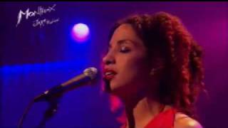 Martina Topley-Bird - Too Tough To Die (Live Montreux 2004)