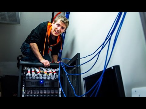 Everything is FINE! Thanks for ASKING.. - Server Room Vlog Pt. 2 - UCXuqSBlHAE6Xw-yeJA0Tunw