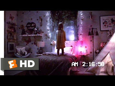 Paranormal Activity: The Ghost Dimension (2015) - The Portal Scene (7/10) | Movieclips - UC3gNmTGu-TTbFPpfSs5kNkg