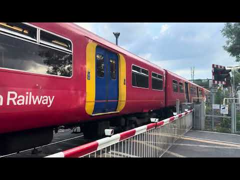 Class 455 - South Western Railway - Ashtead Station - 18th June 2024