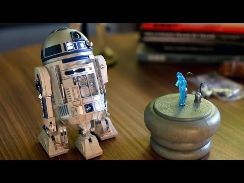 Show and Tell: R2-D2 Sixth Scale Figure - UCiDJtJKMICpb9B1qf7qjEOA