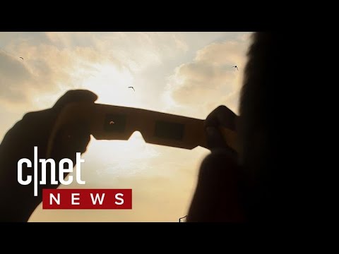 How to spot fake eclipse glasses (CNET News) - UCOmcA3f_RrH6b9NmcNa4tdg