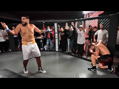 UN COMBATE REALMENTE EXTRAÑO *Se cae solo* - Garikoitz Robles VS Jesús Naza | DWT Fight Club