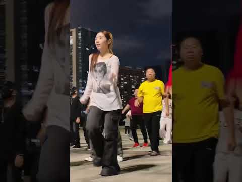 #dance #fashion #dancer #shuffle #cuttingshapes #trend #shuffling fvggghe