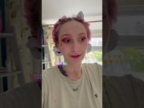 VLOGTOBER I saw my bf poop himself