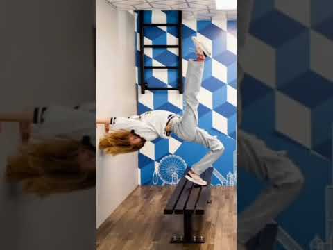 mobile ulta karke dekhoge to samajh me aajaega #illusion #trending #viral #shorts #video