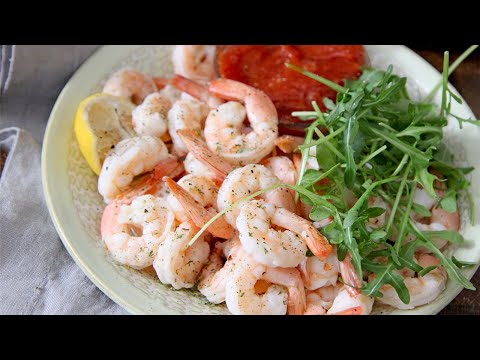 Laura Vitale Makes The Best Shrimp Cocktail