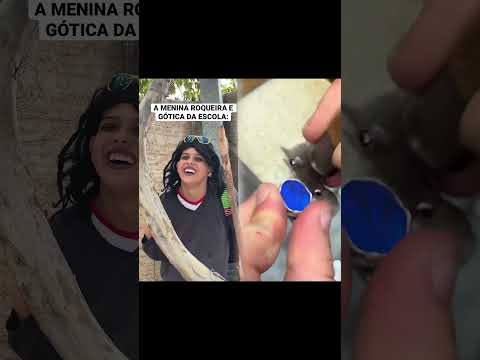 A MENINA ROQUEIRA DA ESCOLA