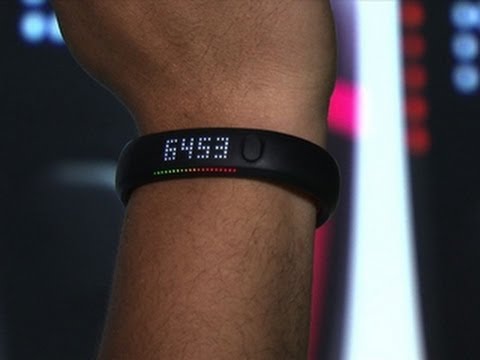 CNET News - Nike Fuelband SE jumps into crowded fitness gadget market - UCOmcA3f_RrH6b9NmcNa4tdg