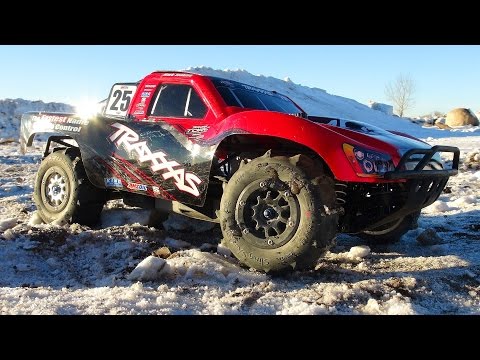 RC ADVENTURES - 30ft gap with a Traxxas Slash 4x4 Ultimate Edition Radio Controlled Truck - UCxcjVHL-2o3D6Q9esu05a1Q