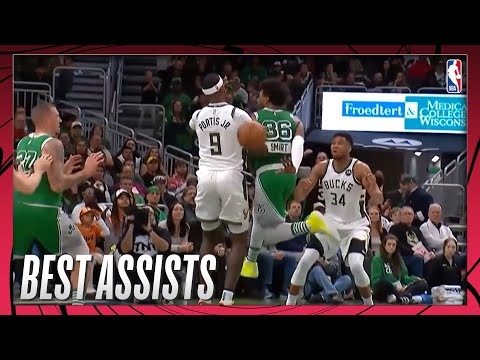 Marcus Smart Makes Plays On Defense & Offense!