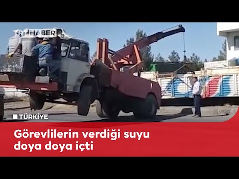 Lastikleri havaya kalkan vincin üzerine çıktılar