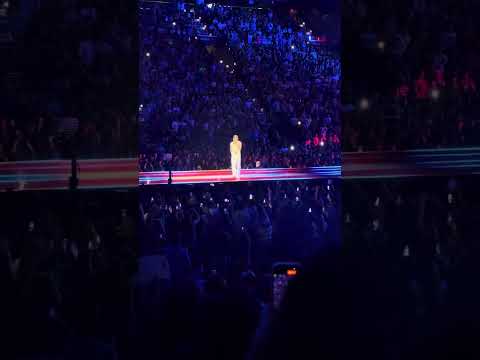 Benson Boone-I Wanna Be The One You Call [Live From Philly]