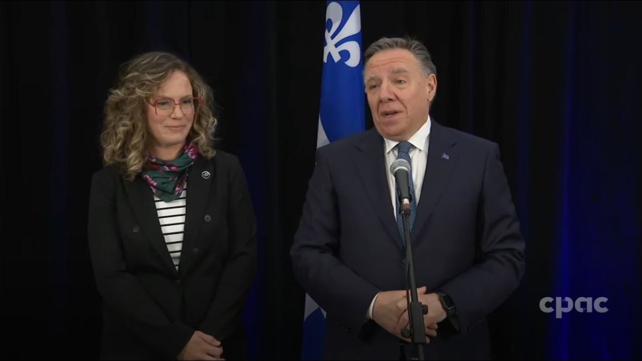 Le Pm Du Quebec Francois Legault Repond Aux Questions Des Journalistes