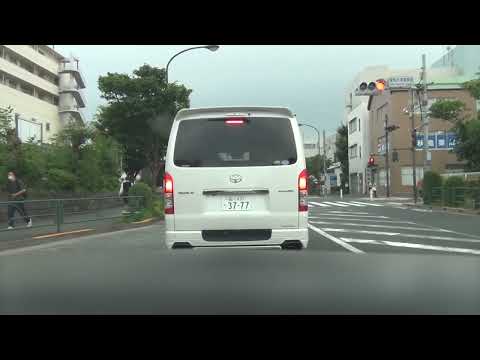 それ下着で歩いてんのと変わらないだろ