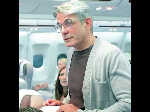 El cadáver se disfrazó para esperar el avión.#shorts