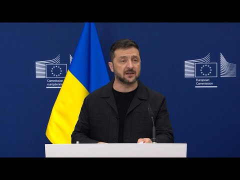 'No sign' Russia will agree to summit with US, Ukraine: Zelensky | AFP