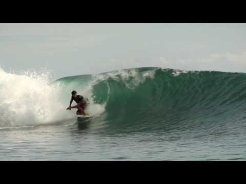 Bruce Irons Surfs Indonesia - UCblfuW_4rakIf2h6aqANefA