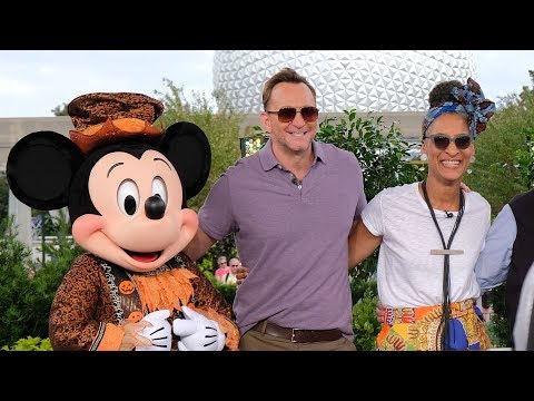 ABC's "The Chew" Behind the Scenes at Walt Disney World taping - UCYdNtGaJkrtn04tmsmRrWlw