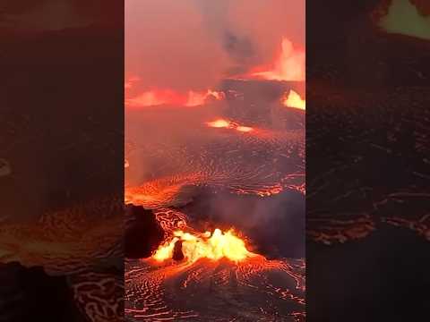 Lava spews from Hawaii's Kilauea volcano