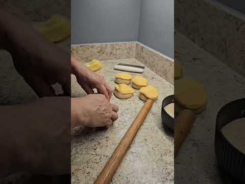 Como hacer estos riquisimos borregos rellenos con crema pastelera